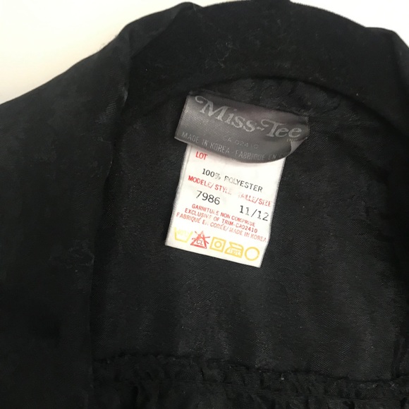 Beautiful Black Floral Blouse - Picture 3 of 6